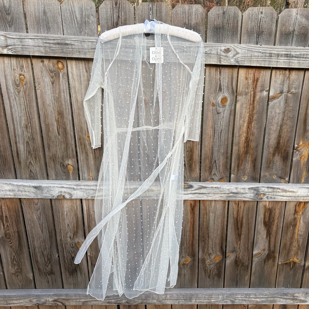 Davi & Dani Sheer Faux Pearl Tulle Robe/Duster